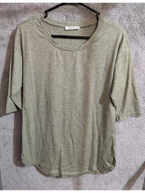 021 Kancystore Womens Small Sage Olive Green Heathered 3/4 Sleeve Scoop Neck Top
